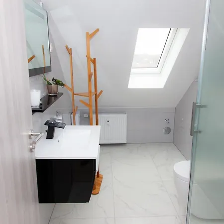 شقة T&k Near Messe Fair Trade Duesseldorf Und Airport 3a