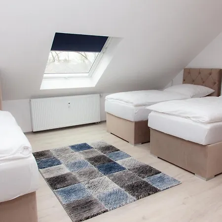 T&k Near Messe Fair Trade Duesseldorf Und Airport 3a * دوسبرغ