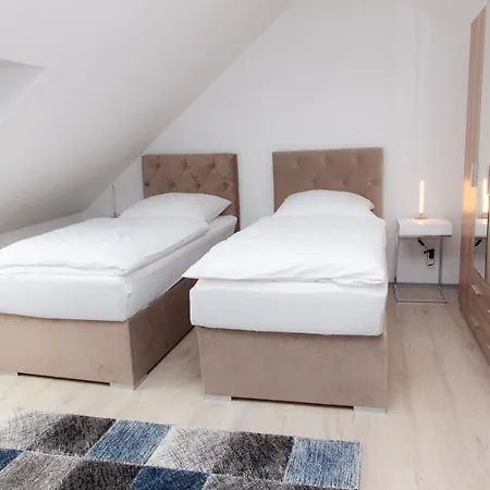 T&k Near Messe Fair Trade Duesseldorf Und Airport 3a * دوسبرغ