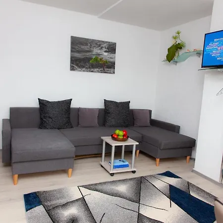 T&k Near Messe Fair Trade Duesseldorf Und Airport 3a Apartmán