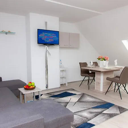 T&k Near Messe Fair Trade Duesseldorf Und Airport 3a *